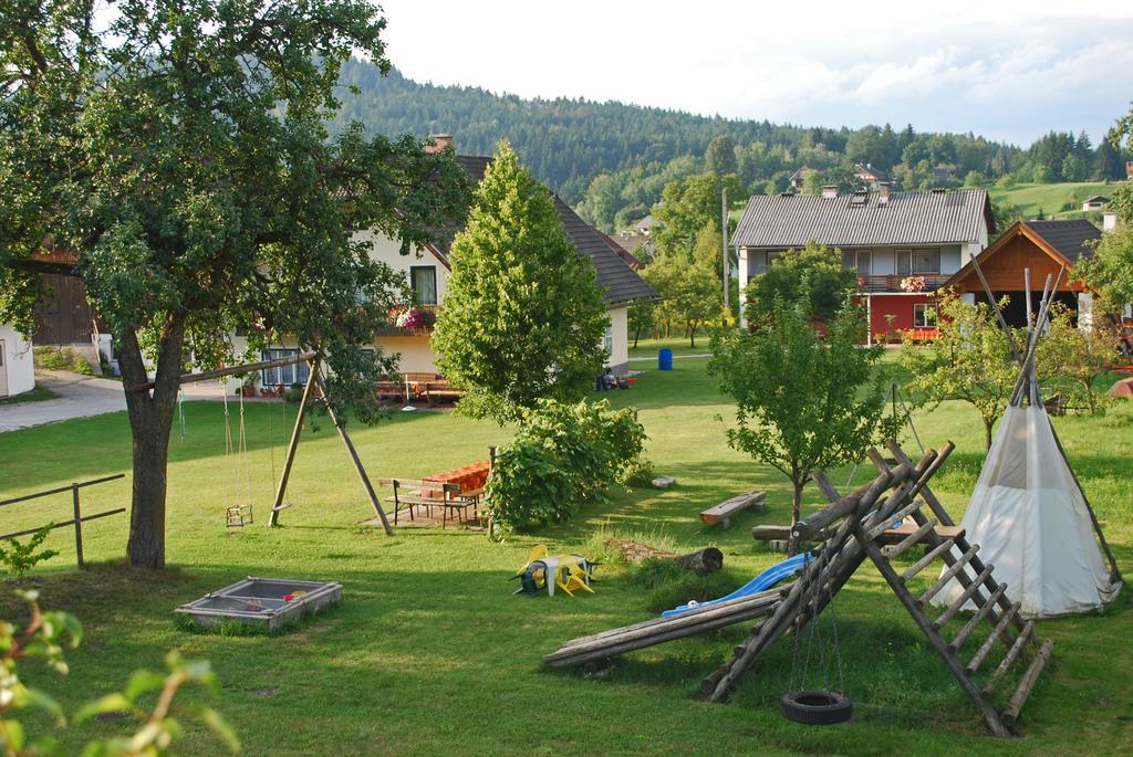 Ferienhof Ressmann-Tratnik Apartment Ledenitzen Luaran gambar
